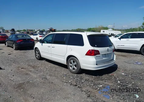 2011 Volkswagen Routan Se z USA, uszkodzony, nr VIN 2V4RW3DG3BR717540